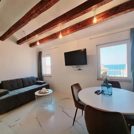 Casa Vinko 1933 - Sea View Boutique Apartments *