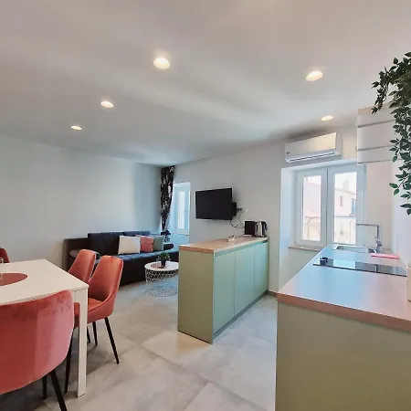As Deluxe Apartment