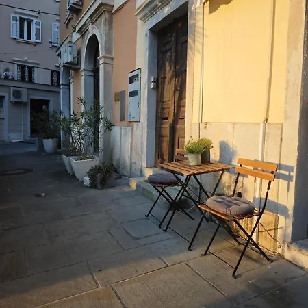 Casa Vinko 1933 - Sea View Boutique Apartments Daire Piran